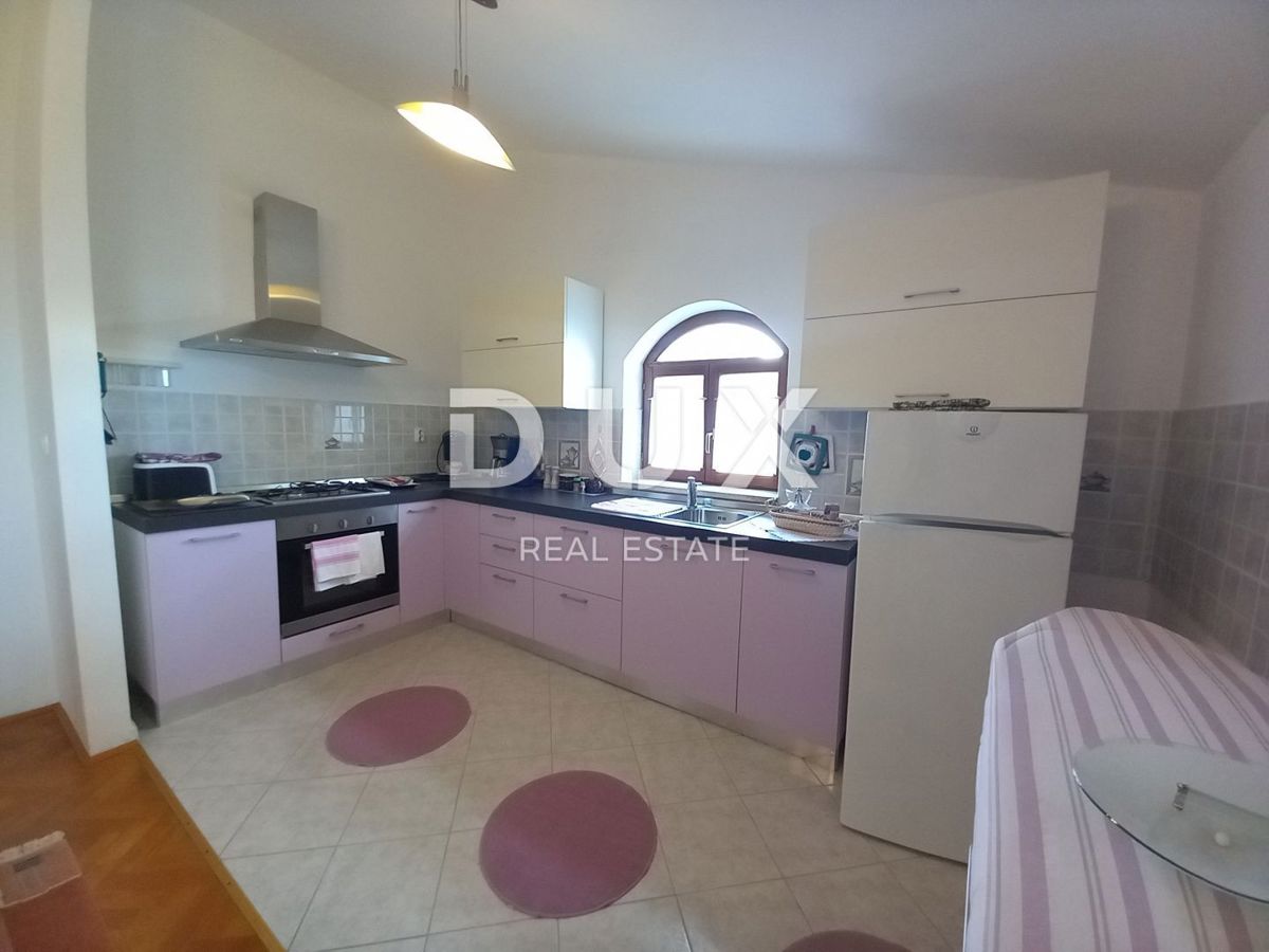 OPATIJA, POLJANE - Čudovita samostojna hiša z bazenom, garažo in pogledom na morje