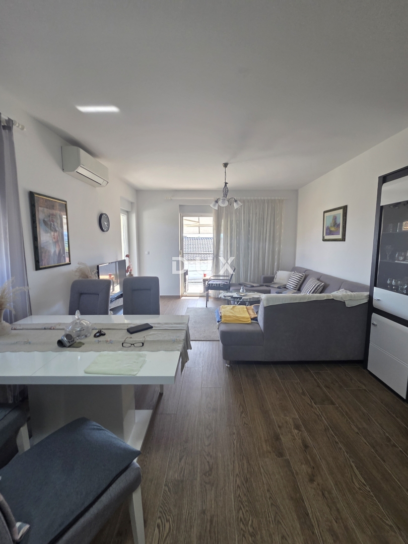 VIŠKOVO, CENTER - stanovanje 76m2, novogradnja, dnevna soba + 2 spalnici, pokrito parkirišče - VRHUNSKI PROSTOR!!! 