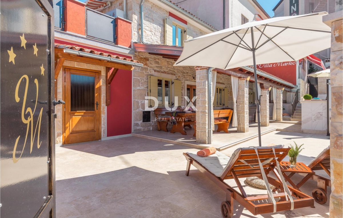 ISTRA, BUJE - Apartmajska hiša z bazenom