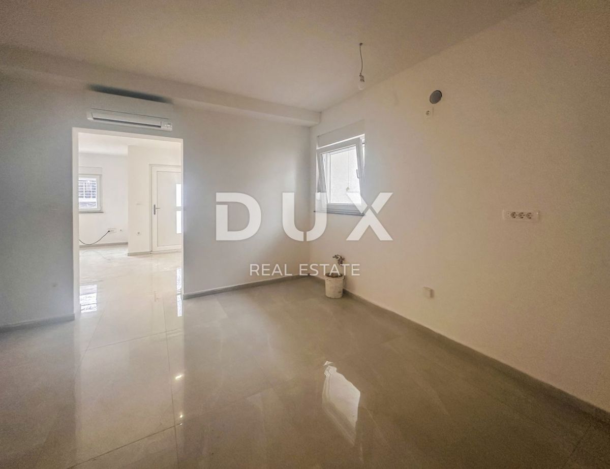 CRIKVENICA - Apartma v pritličju, 2 spalnici + kopalnica, blizu morja