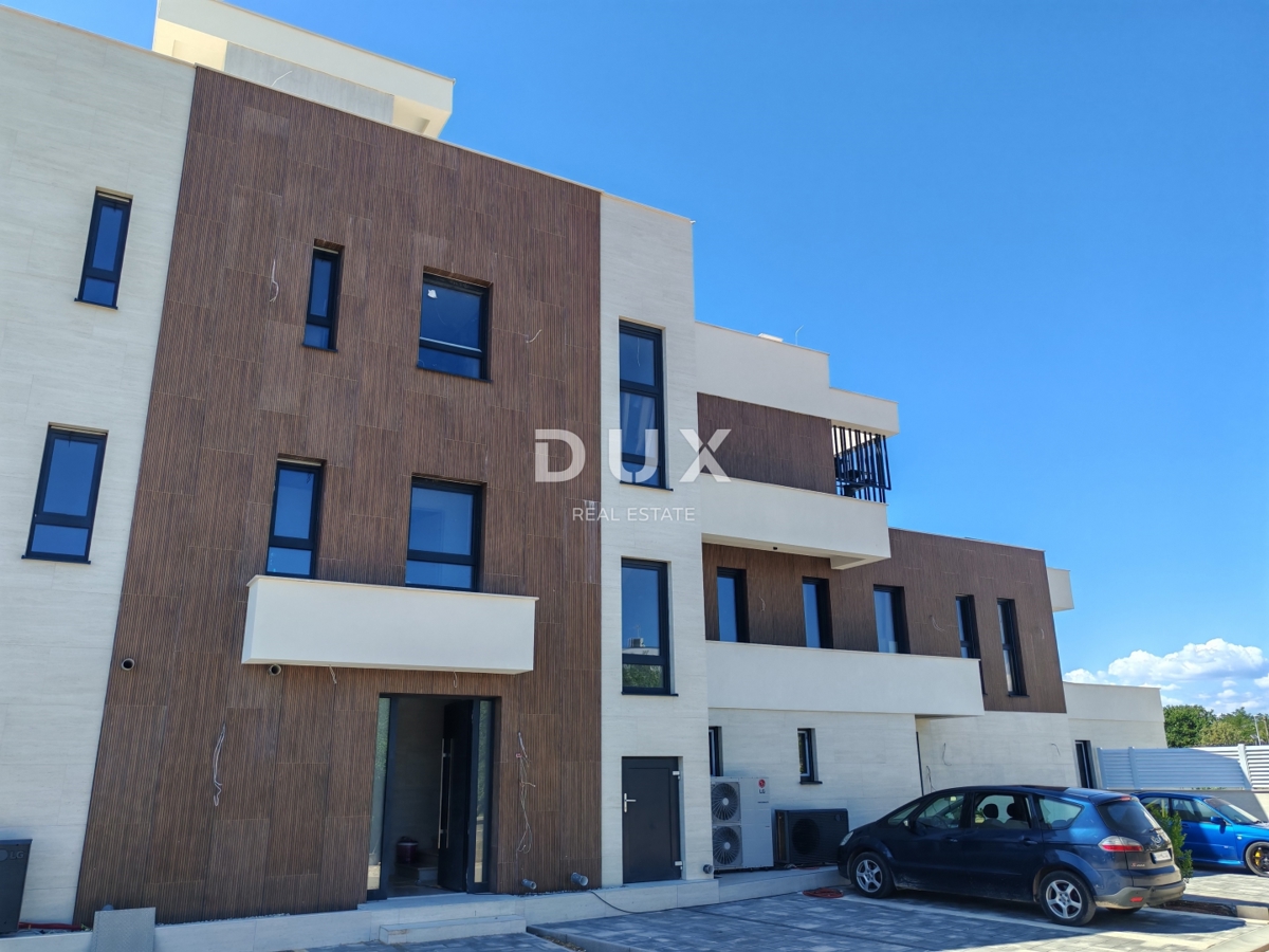 ZADAR, ZATON - Popolnoma opremljeni luksuzni apartmaji 55 metrov od plaže! A1