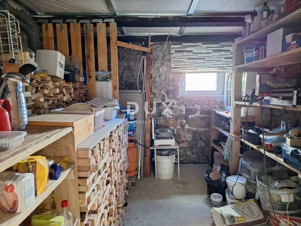 VRBOVSKO - urejena hiša s čudovitim vrtom