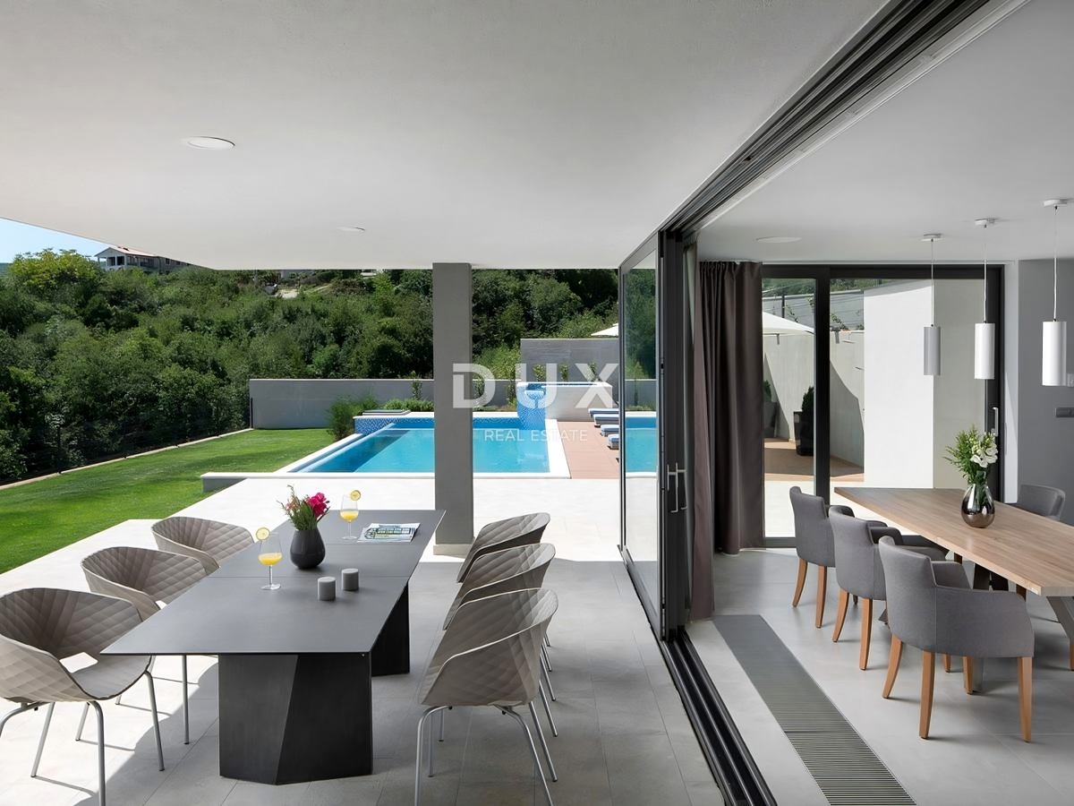 ISTRA, RABAC - Moderna vila s panoramskim pogledom na morje