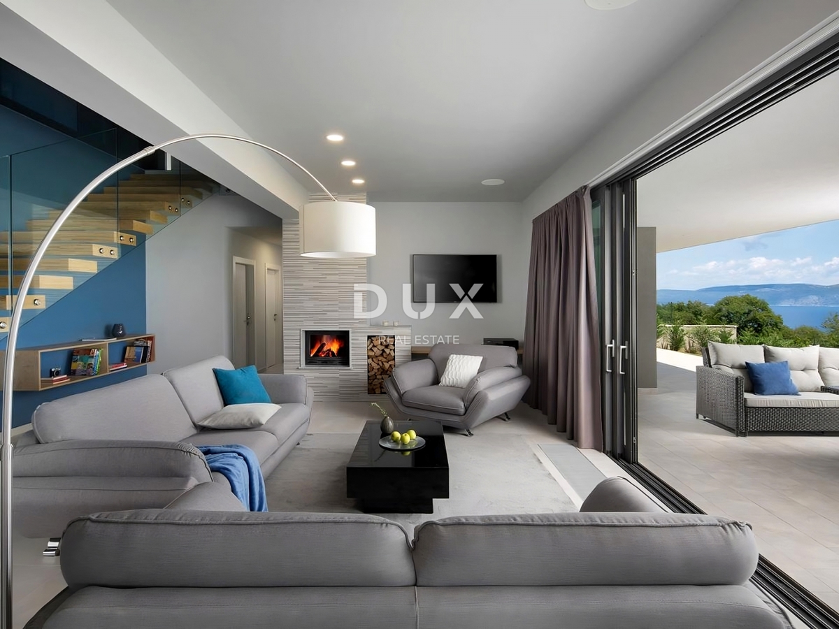 ISTRA, RABAC - Moderna vila s panoramskim pogledom na morje