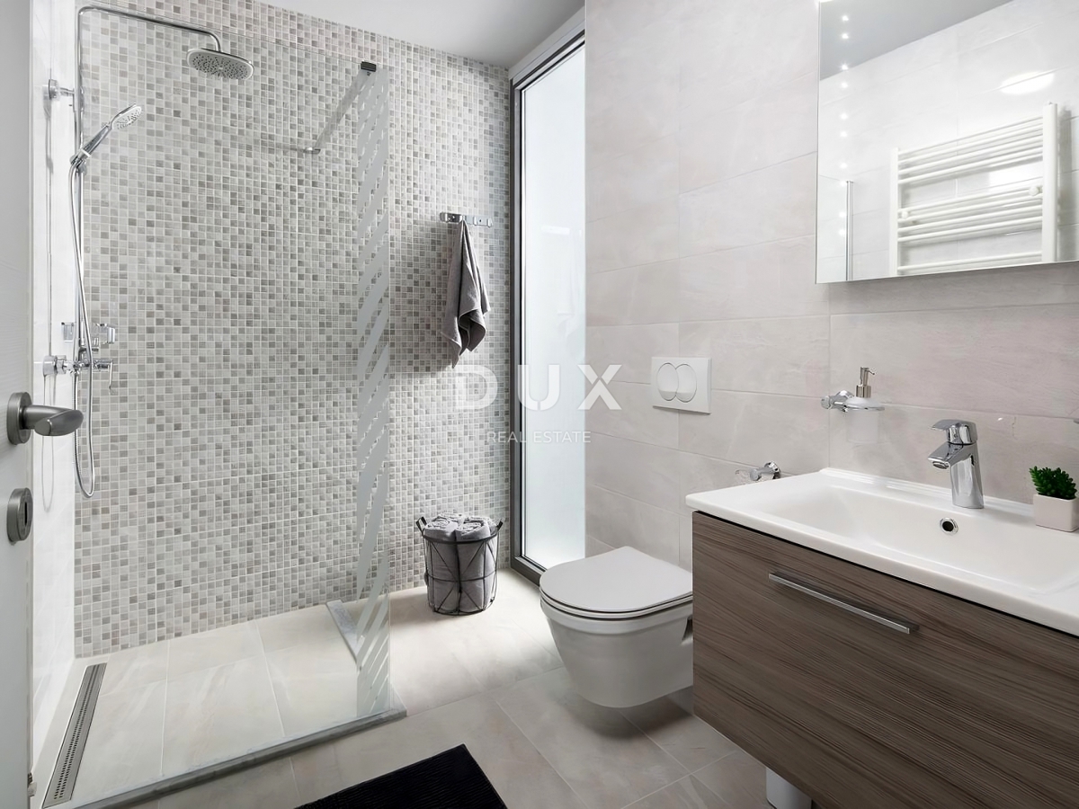 ISTRA, RABAC - Moderna vila s panoramskim pogledom na morje