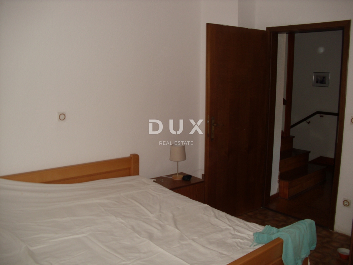 OTOK KRK, ZALIV SOLINE - Samostojna hiša 100 m od morja