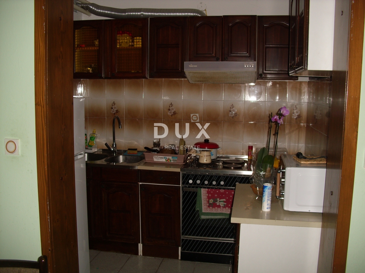 OTOK KRK, ZALIV SOLINE - Samostojna hiša 100 m od morja