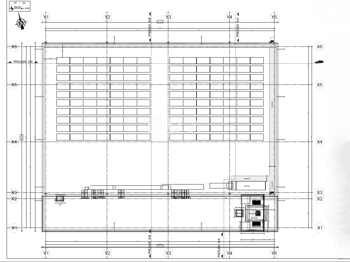 RIJEKA, KUKULJANOVO – Novo – 2350 m2 veliko zemljišče v središču industrijske cone z gradbenim dovoljenjem