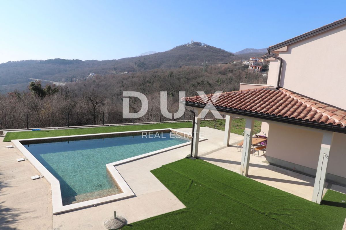 OPATIJA, BREGI - Novozgrajena hiša z bazenom in pogledom na morje