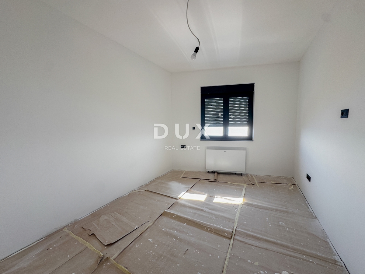 RIJEKA, KANTRIDA - 136 m2 veliko stanovanje v luksuzni novogradnji le 250 metrov od morja z garažo in panoramskim pogledom na morje