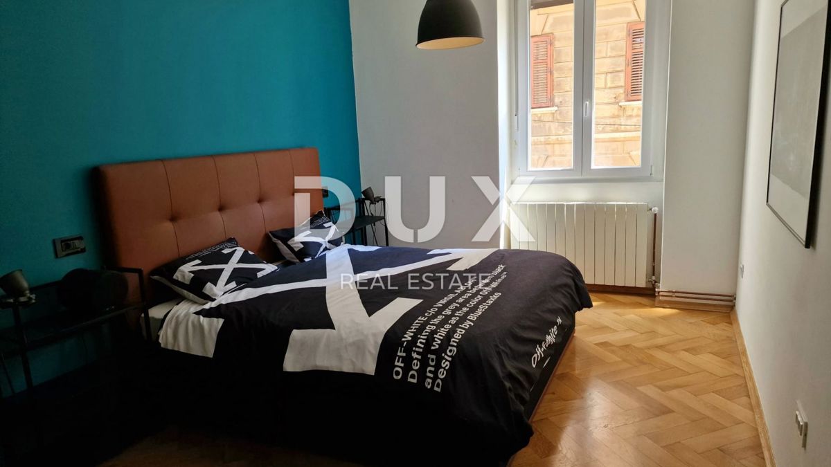 RIJEKA, CENTER - opremljeno 2-sobno stanovanje + dnevna soba s teraso