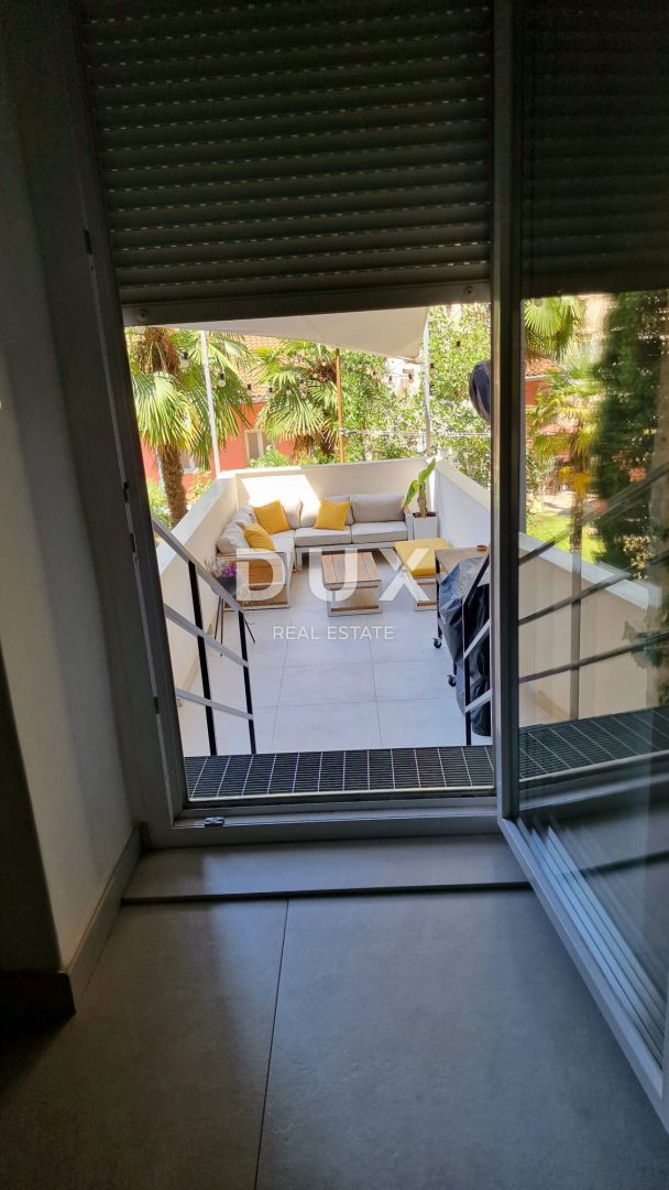 RIJEKA, CENTER - opremljeno 2-sobno stanovanje + dnevna soba s teraso