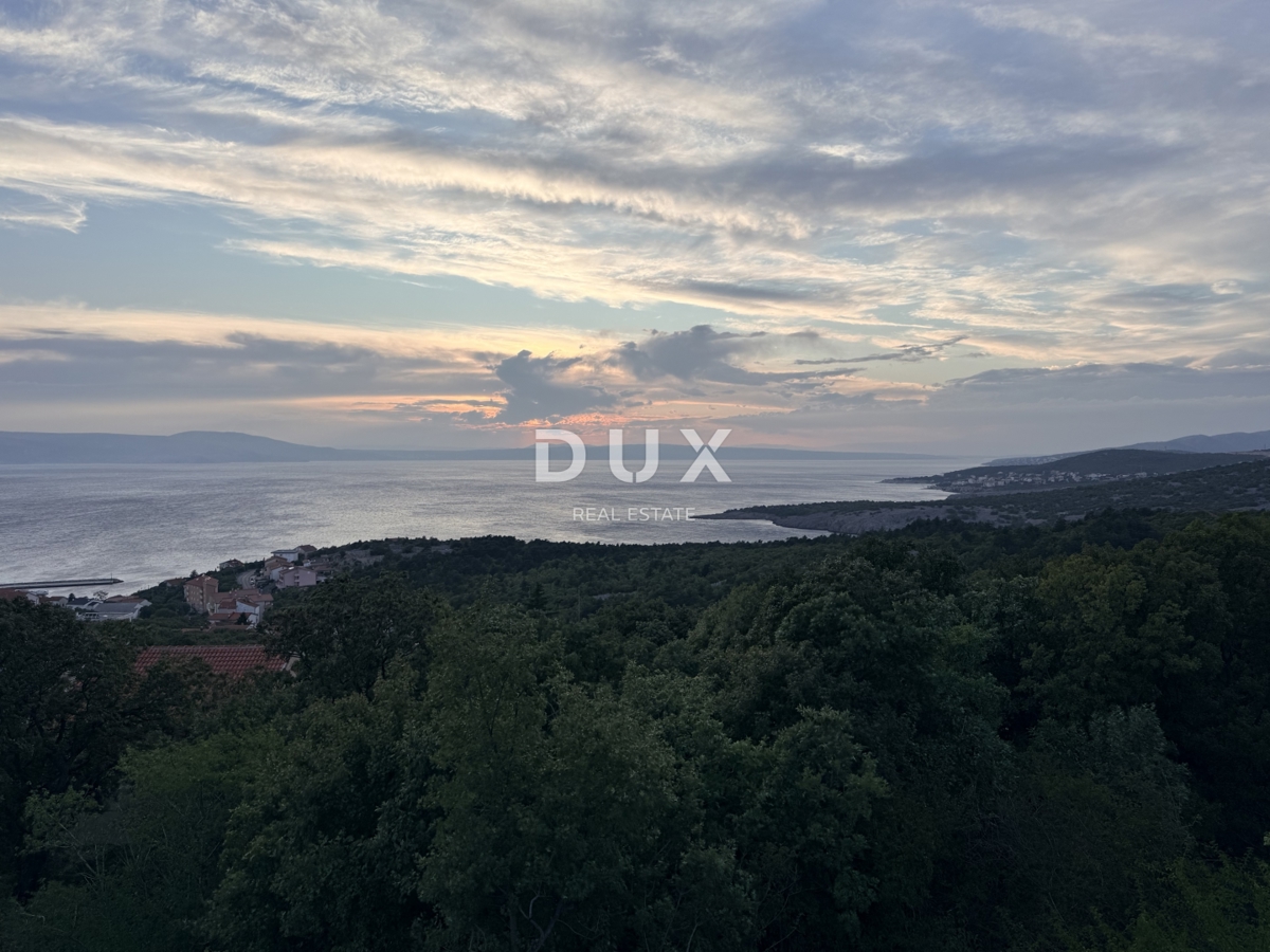 NOVI VINODOLSKI, KLENOVICA - parcela s panoramskim razgledom za vilo ali stanovanjski objekt