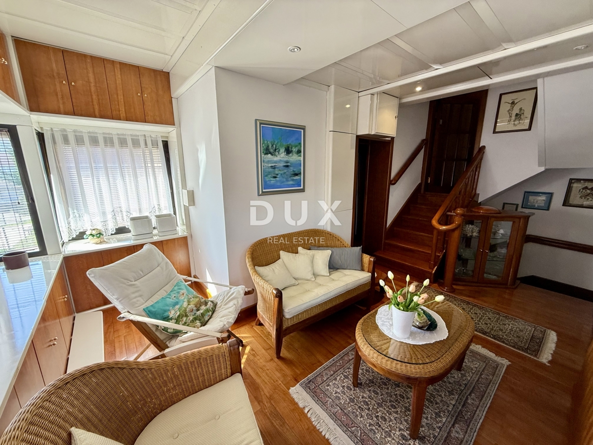 ZAGREB, MAKSIMIR - družinska hiša na odlični lokaciji!