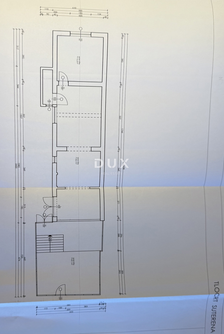 ZAGREB, MAKSIMIR - družinska hiša na odlični lokaciji!