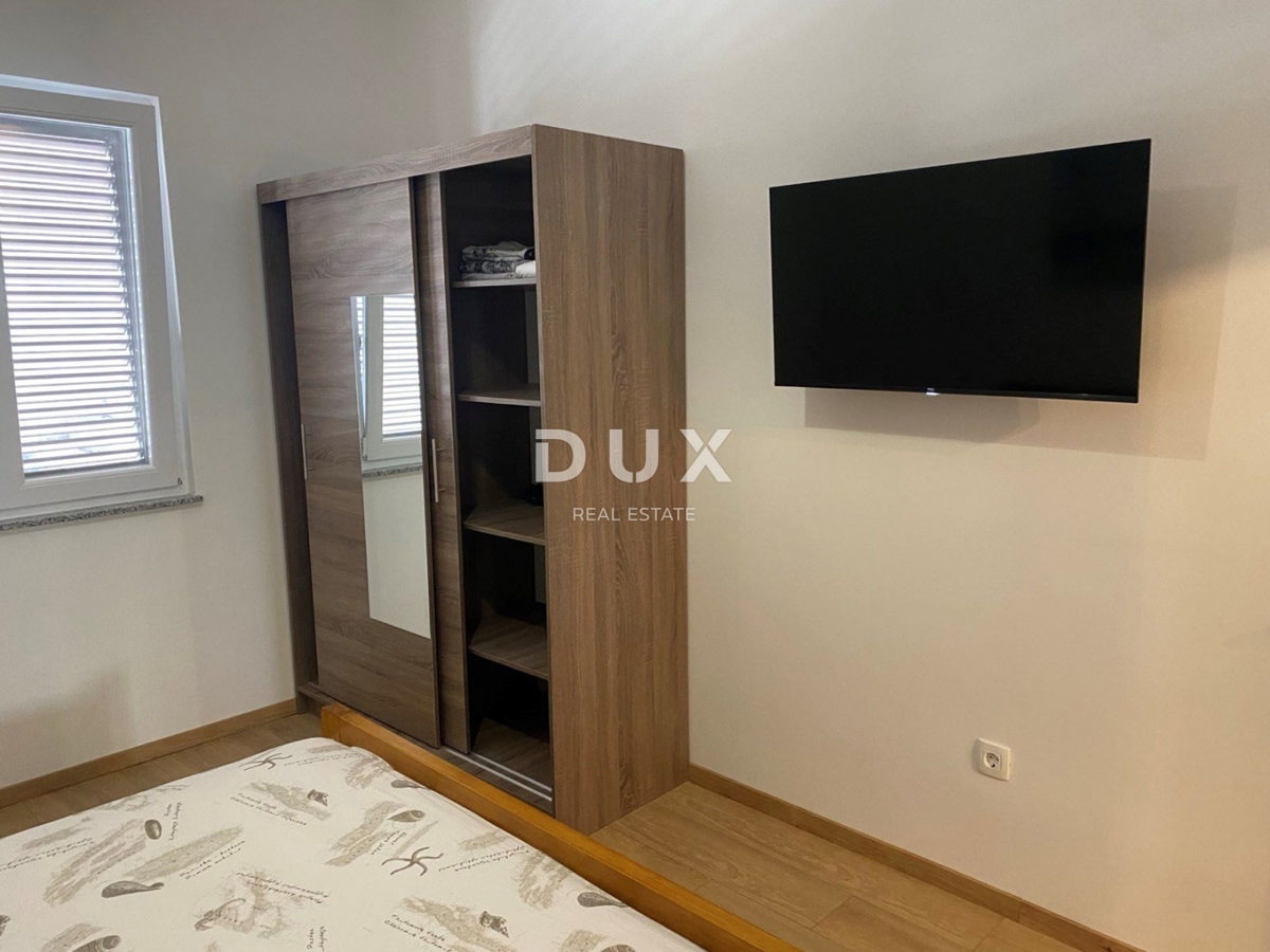 ZADAR, SELINE - PRILOŽNOST! Hiša v 1. vrsti do morja