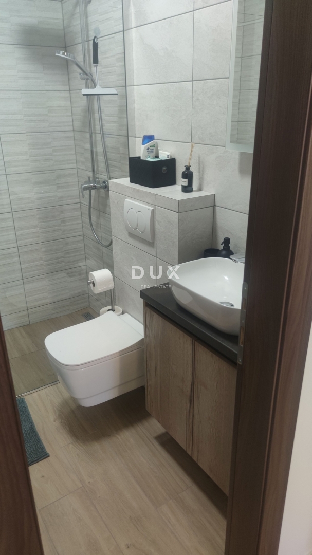 ZADAR, SELINE - PRILOŽNOST! Hiša v 1. vrsti do morja