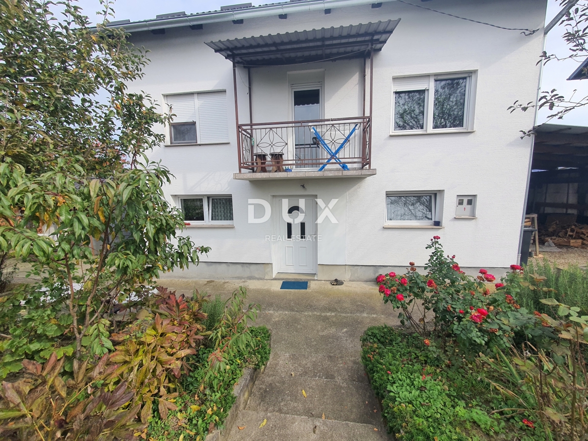 ZAGREB, SESVETE - Hiša z velikim vrtom - idealna za družino ali investicijo v več stanovanjskih enot