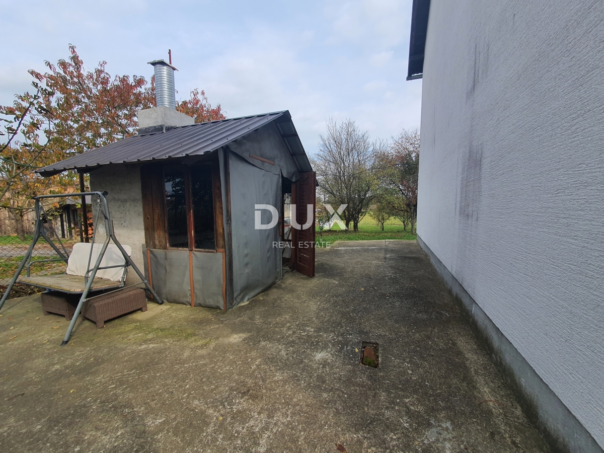 ZAGREB, SESVETE - Hiša z velikim vrtom - idealna za družino ali investicijo v več stanovanjskih enot