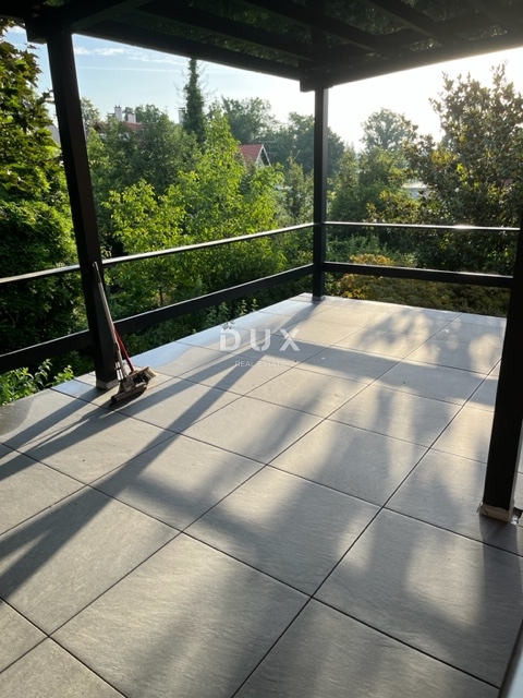 ZAGREB, MAKSIMIR - Vila v centru Zagreba