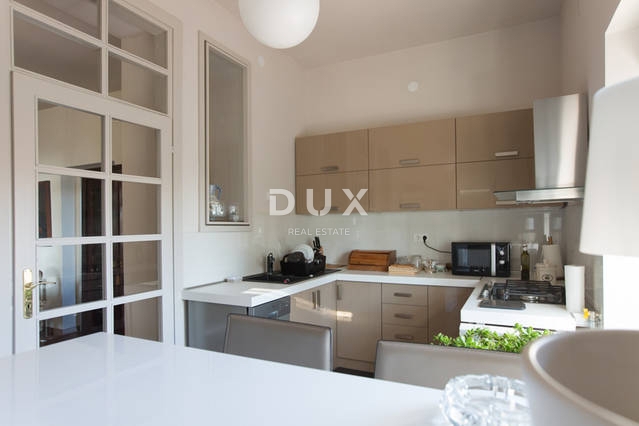 ZAGREB, MAKSIMIR - Vila v centru Zagreba