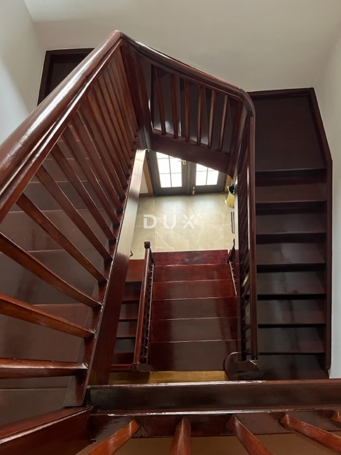 ZAGREB, MAKSIMIR - Vila v centru Zagreba