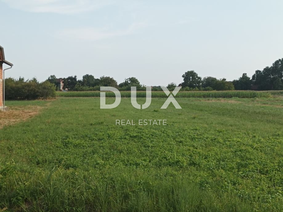 Zemljišče Brezovica, 945m2