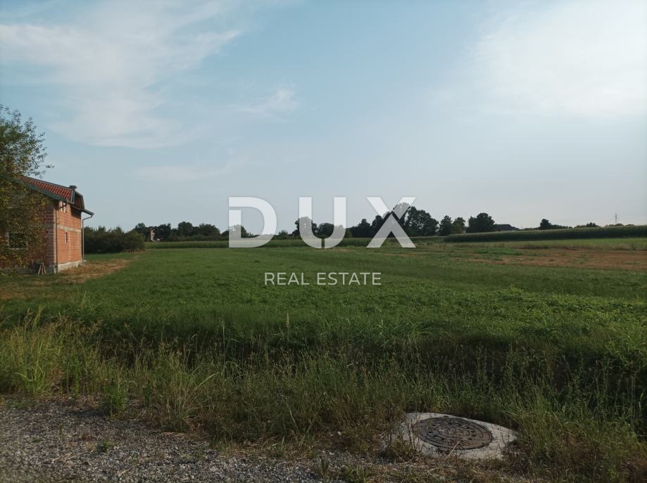 Zemljišče Brezovica, 945m2