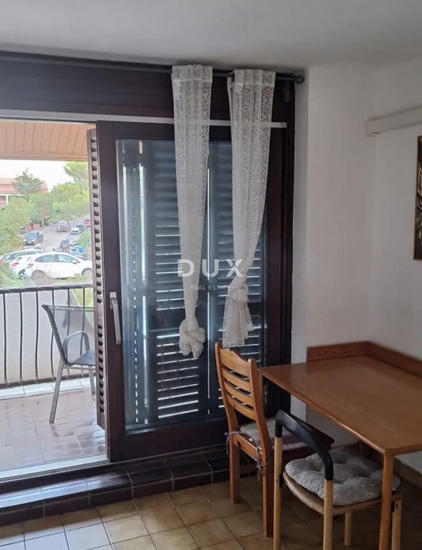 ISTRA, DUGA UVALA - Apartma s teraso in pogledom na morje