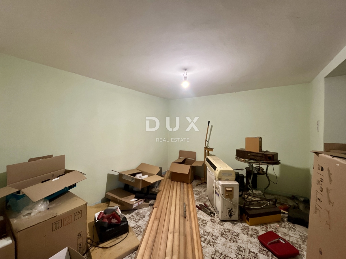 MATULJI - Hiša s potencialom!