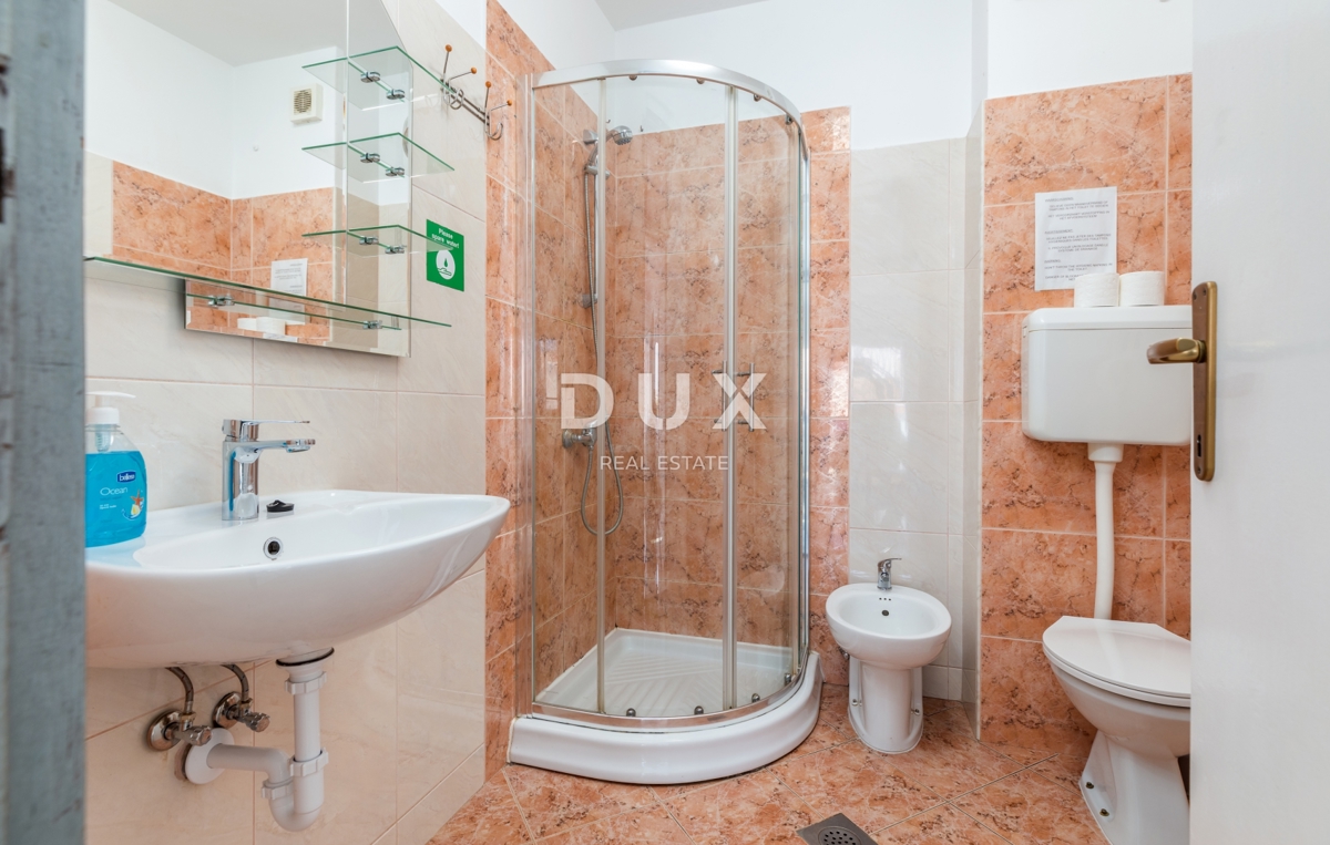 ISTRA, MEDULIN - Hiša s 3 stanovanjskimi enotami v bližini morja!