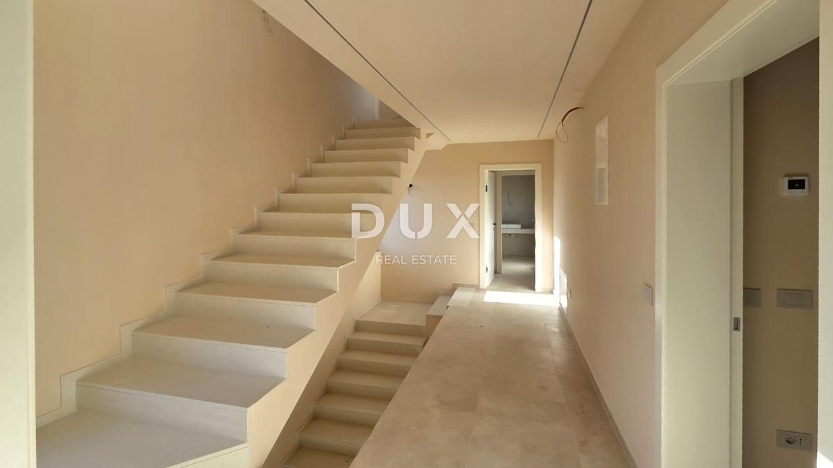 ISTRA, POREČ - Moderna hiša z bazenom