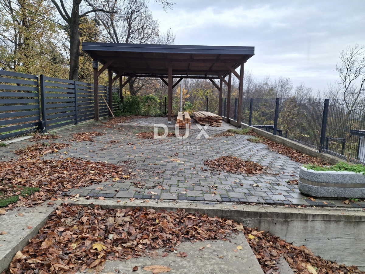 ZAGREB, GORNJE VRAPČE - Družinska hiša s panoramskim pogledom na Zagreb