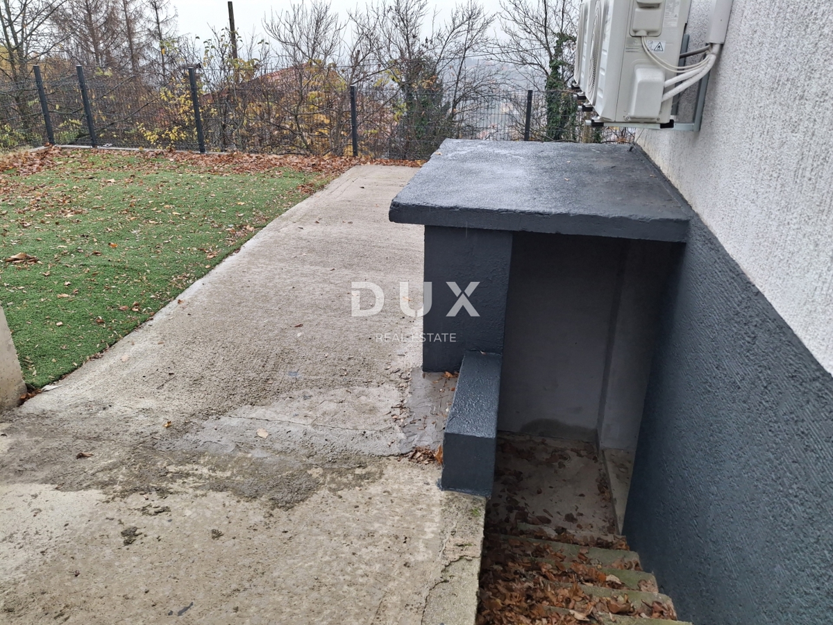 ZAGREB, GORNJE VRAPČE - Družinska hiša s panoramskim pogledom na Zagreb