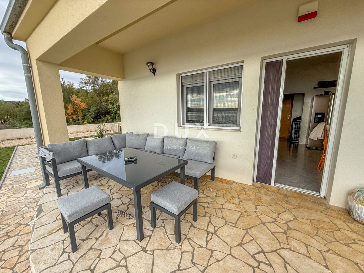 Hiša Posedarje, 96m2