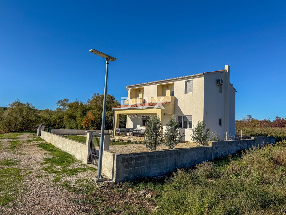 Hiša Posedarje, 96m2