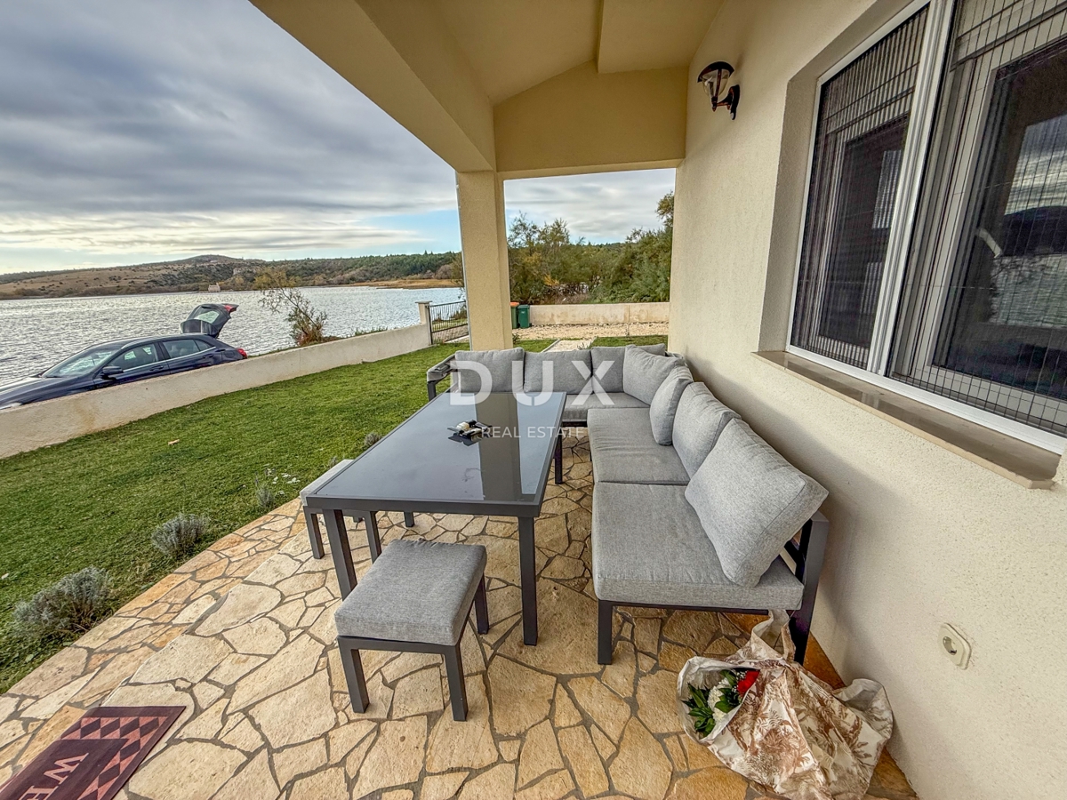 Hiša Posedarje, 96m2