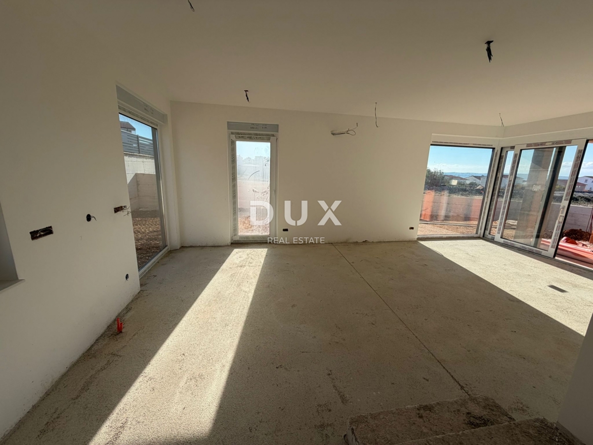 OTOK PAG, POVLJANA – Luksuzni penthouse s panoramskim razgledom v novogradnji