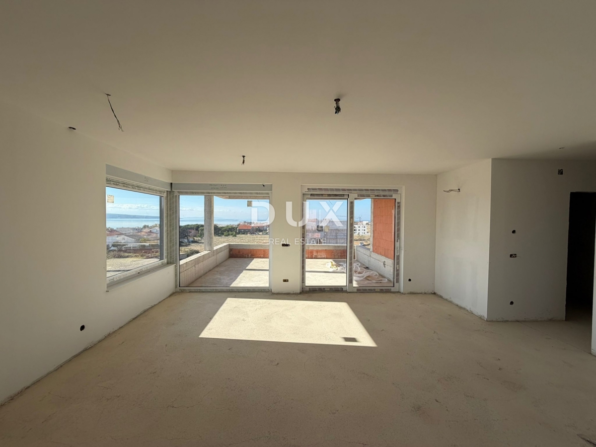 OTOK PAG, POVLJANA – Luksuzni penthouse s panoramskim razgledom v novogradnji