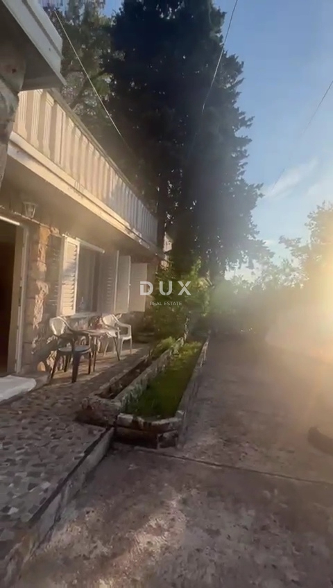 RIVIERA CRIKVENICA, JADRANOVO - hiša prva vrsta ob morju s čudovitim razgledom, edinstvena priložnost na trgu