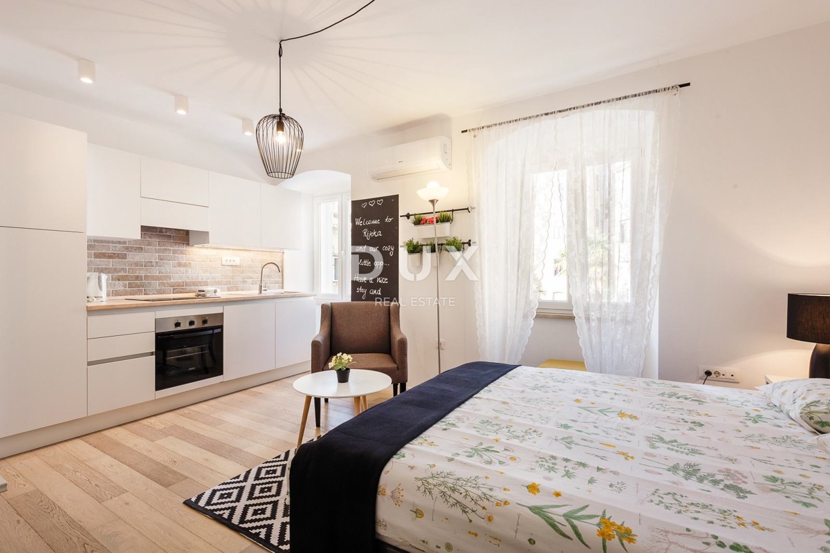 RIJEKA, CENTER - Dva ločena stanovanja s pogledom na morje, odlična investicijska priložnost