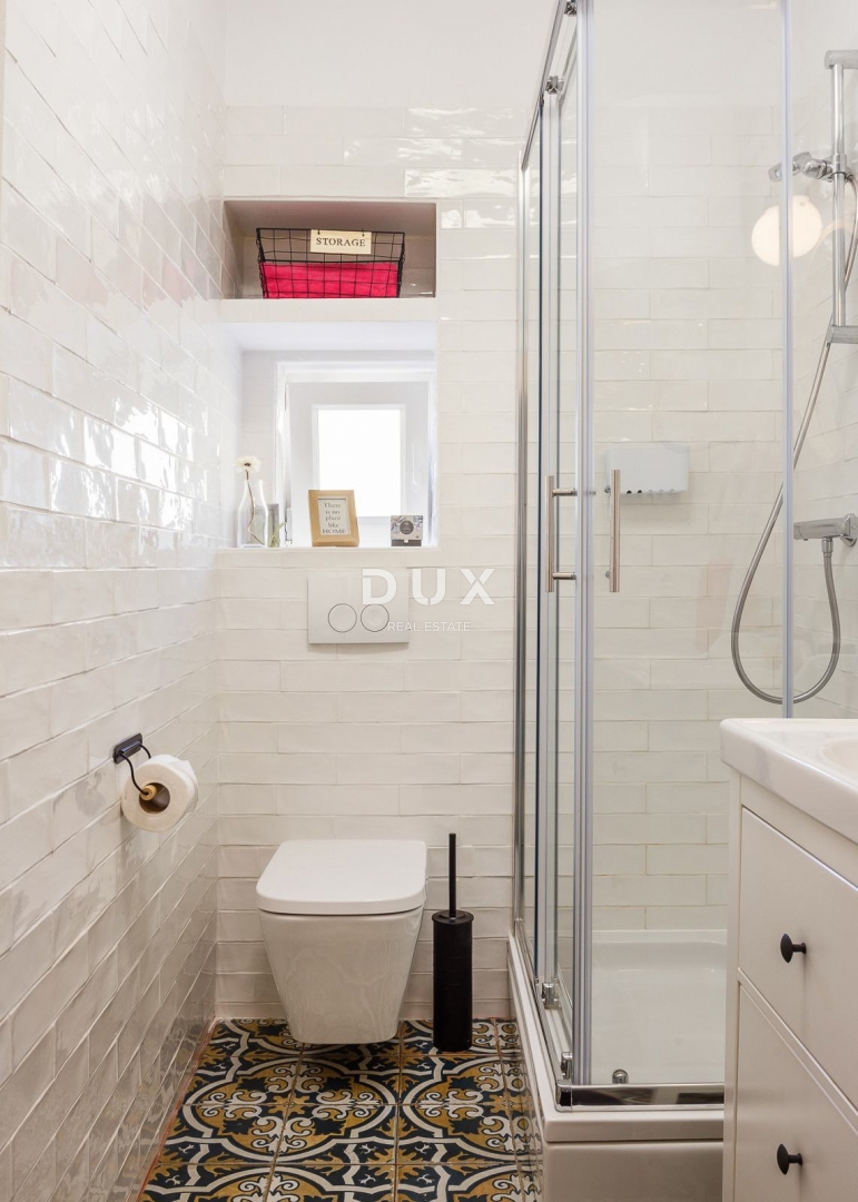 RIJEKA, CENTER - Dva ločena stanovanja s pogledom na morje, odlična investicijska priložnost