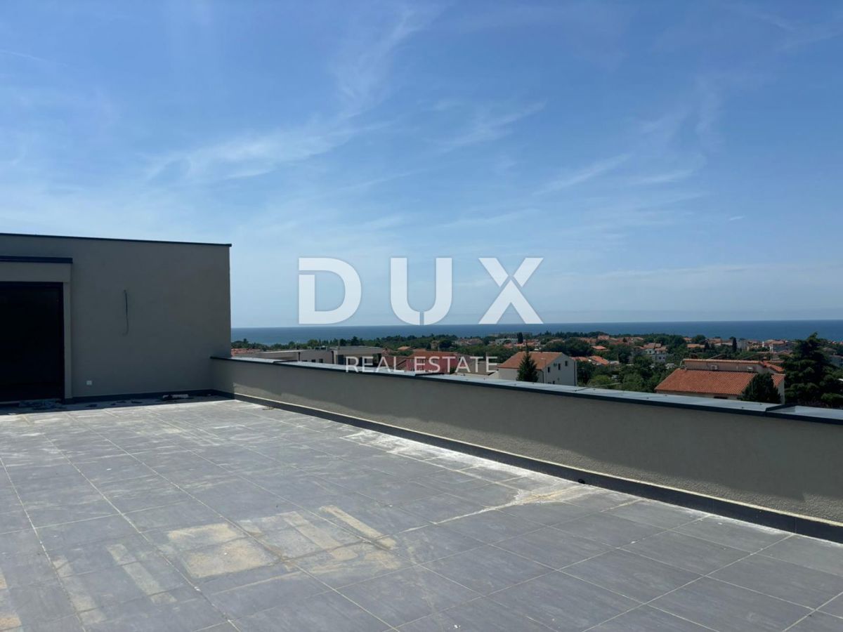 ISTRA, POREČ - Ekskluzivno penthouse s strešno teraso in odprtim pogledom na morje! ZNIŽANO!