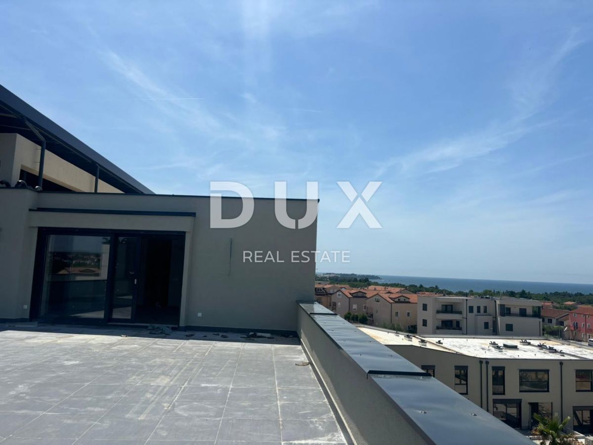 ISTRA, POREČ - Ekskluzivno penthouse s strešno teraso in odprtim pogledom na morje! ZNIŽANO!