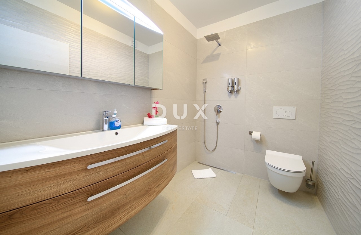 Hiša Linardići, Krk, 440m2