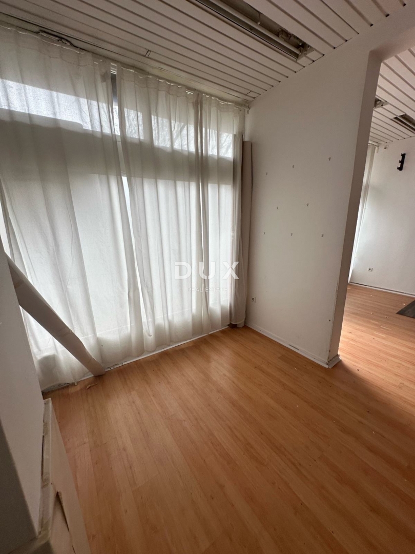 ZAGREB, DONJA DUBRAVA - Investicijska priložnost! Večnamenski poslovni prostor