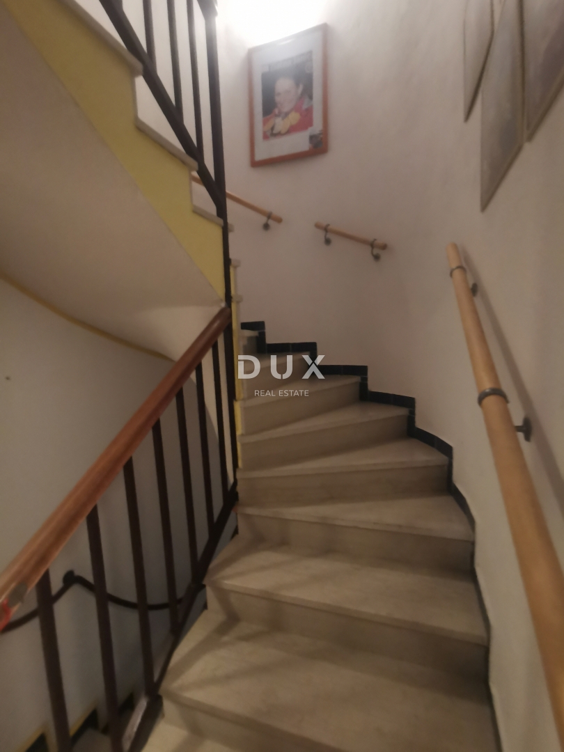 Hiša Novalja, 240m2