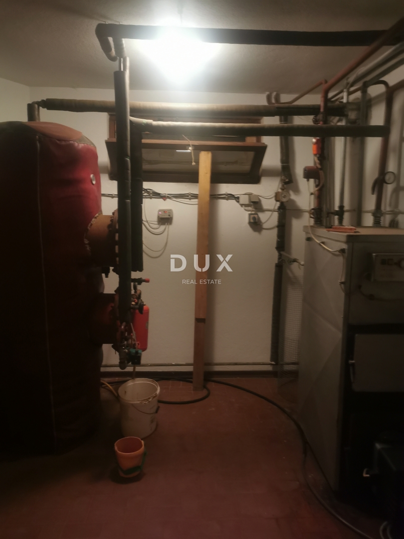 Hiša Novalja, 240m2