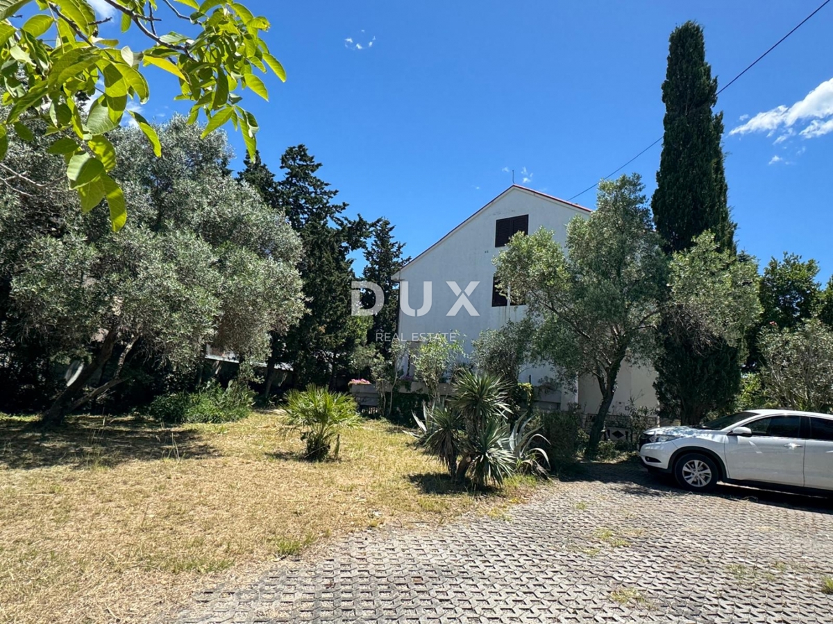 Hiša Novalja, 240m2