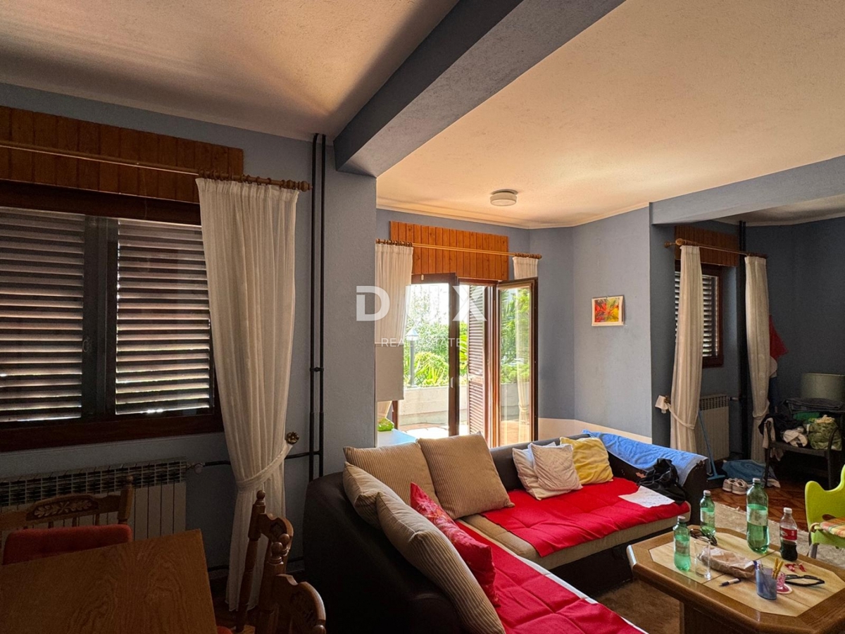 Hiša Novalja, 240m2